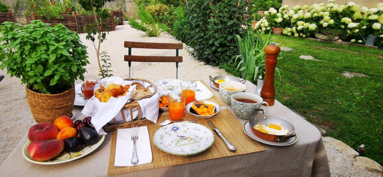 Lulu En Provence Bed & Breakfast L'Isle-sur-la-Sorgue Exterior photo